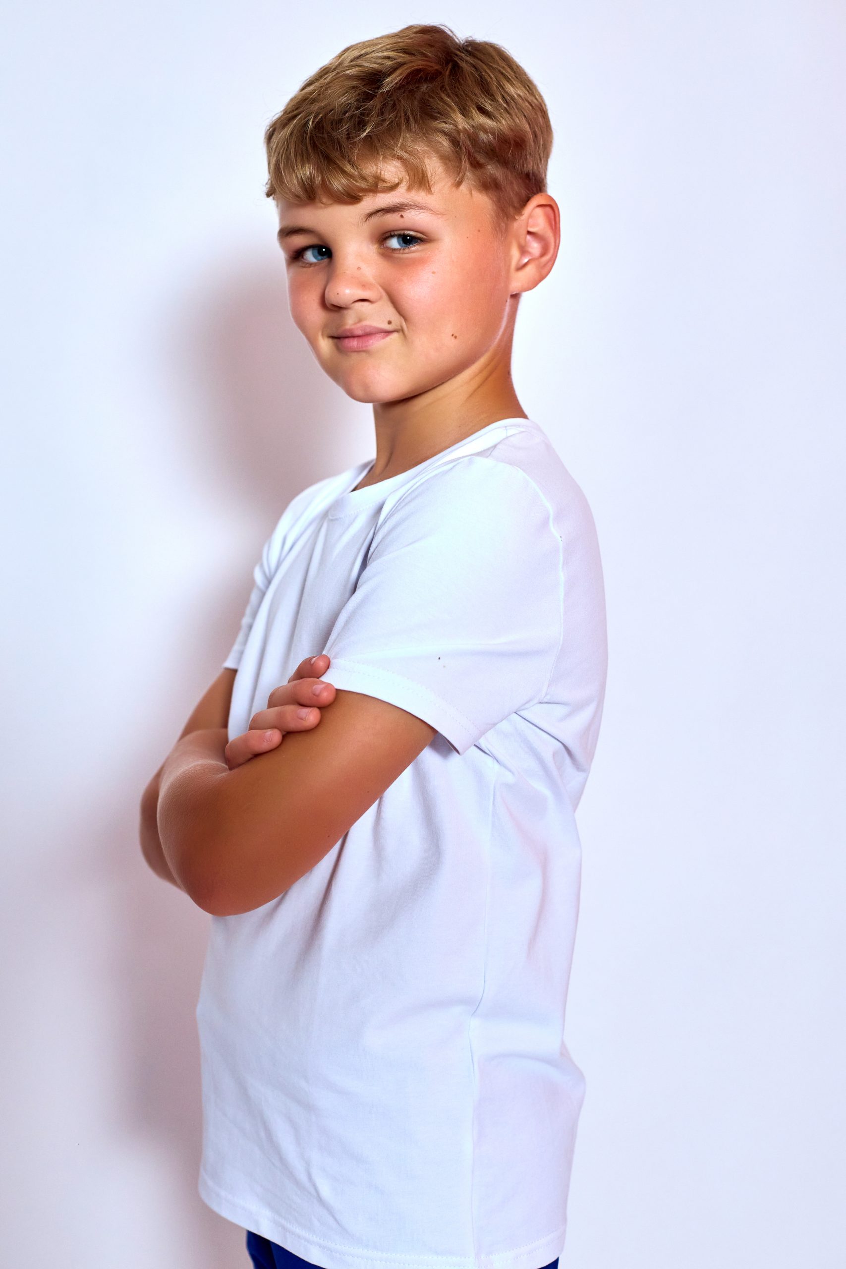 Tricou Model 2055 - imagine 3